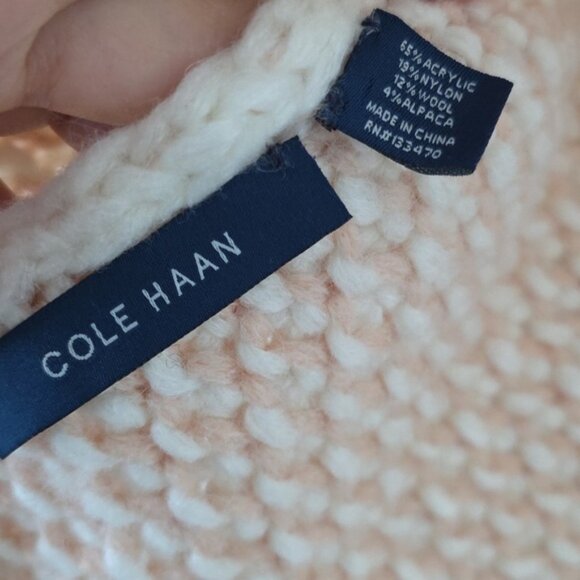 COLE HAAN | Alpaca Wool Chunky Oversized Scarf Pink Cream - Picture 4 of 4